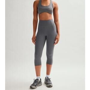 GIRLFRIEND COLLECTIVE Compressive High-Rise Capri Cropped Leggings Gray Size XL